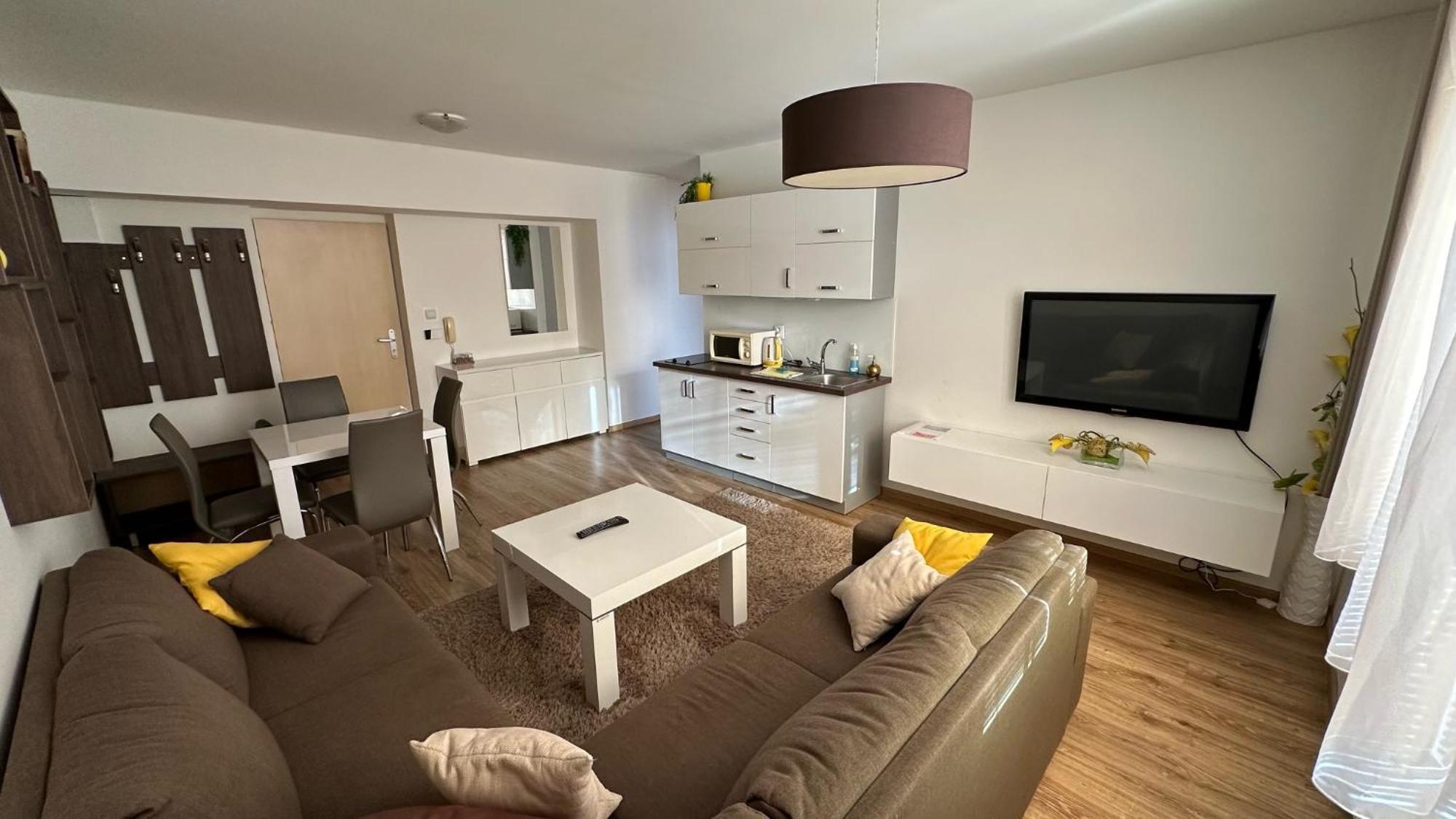 2 Room Apartment With Balcony 255, Apartmany Liptov Liptovský Mikuláš Εξωτερικό φωτογραφία
